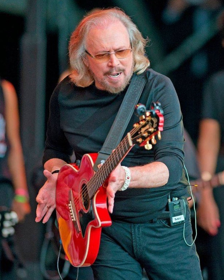 barry gibb age