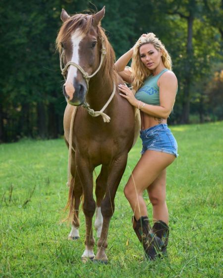 kindly myers age